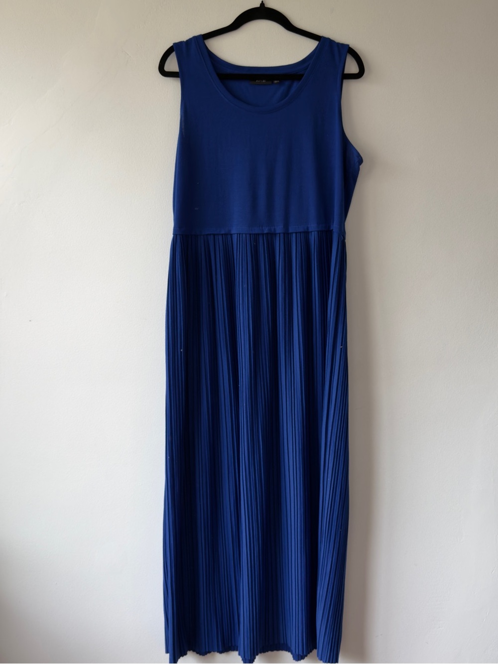 Apt. 9 Sleeveless Pleated Maxi Dress in Blue